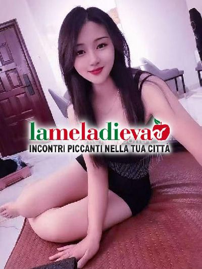 NEW👠BELLA  2 RAGAZZE ORIENTALE🍕FAR...