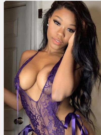 BELLISSIMA BAMBOLINA CUBANA 