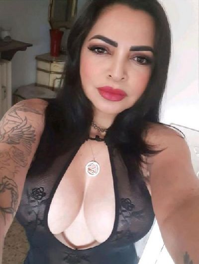 RELAX YOU AND ME TOP