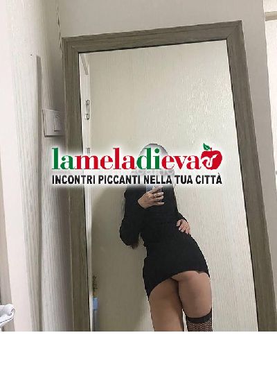 NUOVA bella Ragazza orientale* * Massimo...
