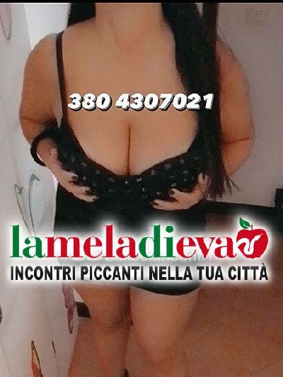 ♥️MILF TUTTA VERA MASTURBIAMOCI INSI...