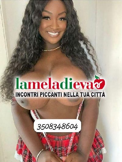 💞💞👉CALDISSIMA POMPINARA SENZA L...