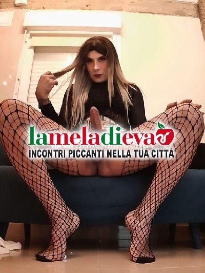 PRIMA VOLTA IN CITTÀ .👄 TRANS 💋MO...