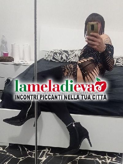 💕 Ornella Sexy trav italiana 💞 per...