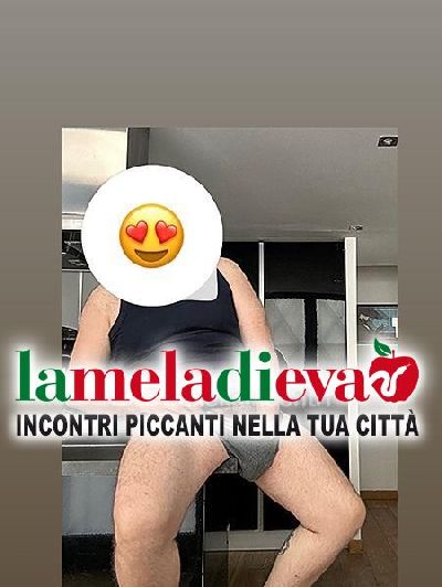 🦶PRIMA VOLTA IN CITTÀ ALEX BOY BISEX...