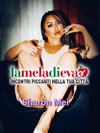 Pornostar Sharon Mei in Tour a Siena...