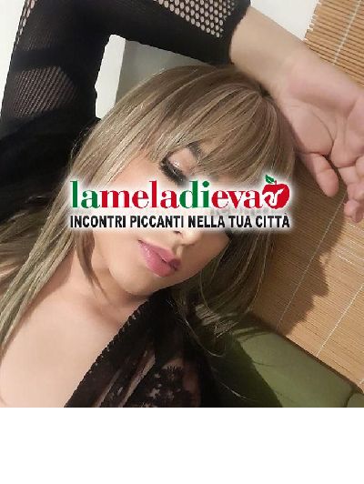 🍆🍑CAMILA IN SANREMO FESTERA Appena...