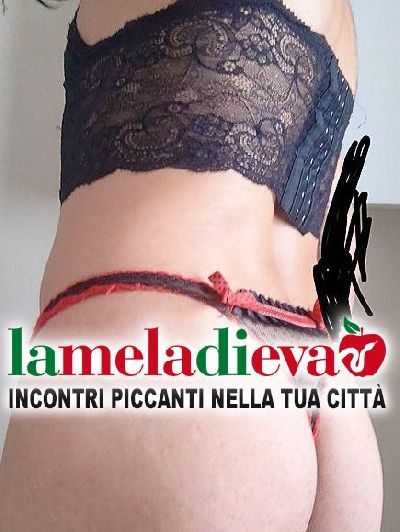 Ragazzo passivo liscio con bellissimo co...