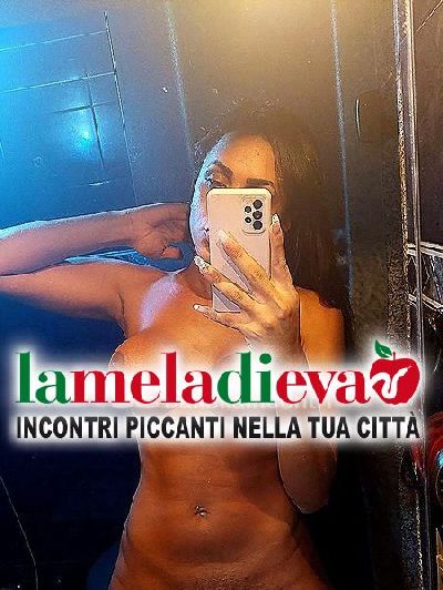 🫦👅🌑TRANS KAMILA 23CM DURO-SELFI...