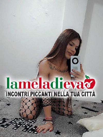 ANDREA, BAMBOLA VERA, COME UN CORPO 😈...