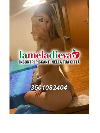 ❤️ Elisa ragazza italiana di 19 anni...