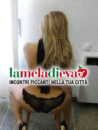 MILF AFFASCINANTE VIENI A FARTI COCCOLAR...