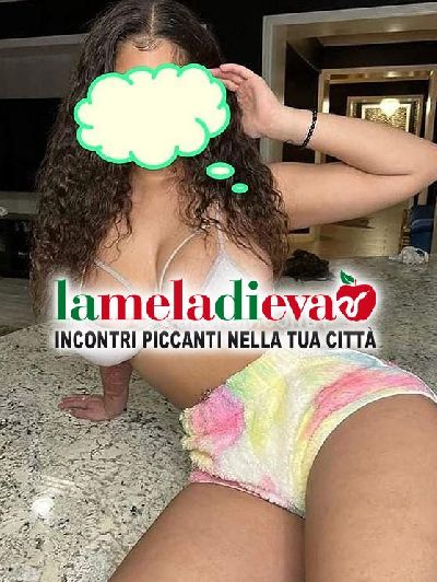 🥰 Amanda pronta a farti impazzire di ...