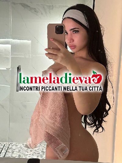 SHERLYN LA TUA PICCOLA PUTTANA PREFERITA...