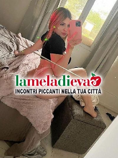 APPENA ARRIVATA BELLISSIMA RAGAZZA VOGLI...