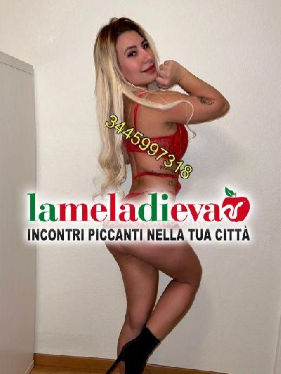 ISABELLA NOVITA RAGAZZA SENSUALE E PASSI...