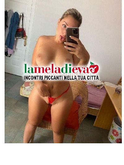 Appena arrivata bomba sexy calda e bocca...