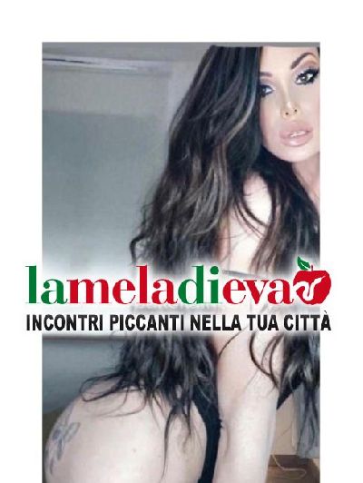 Martina italiana romana, 29 anni, foto r...