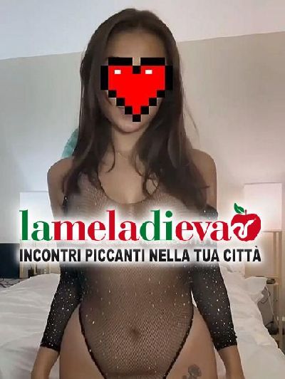 RAGAZZA SIMPATICA ED ESUCATA😘...