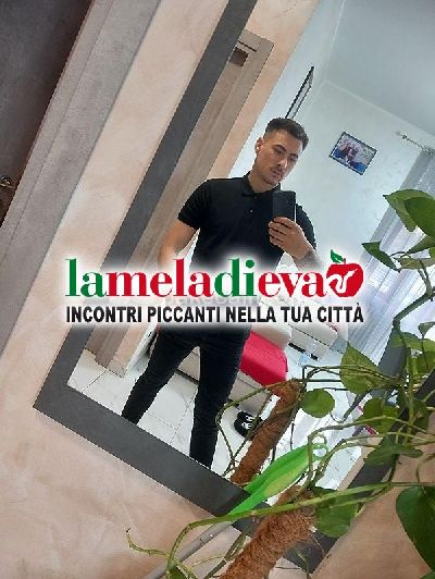 ATT CERCO LAVORO. SONO IN DEZUCUPAZIONE ...