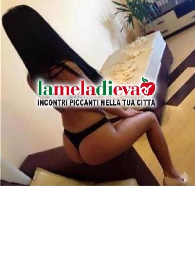 Sono molto dolce, deliziosa e affascinan...