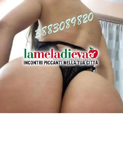 BARI CENTRO  Massaggi erotici regina del...