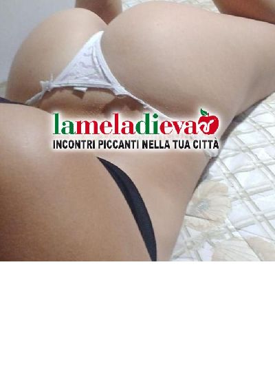 GIOVANE STUDENTESSA ITALIANA DISPONIBILE...