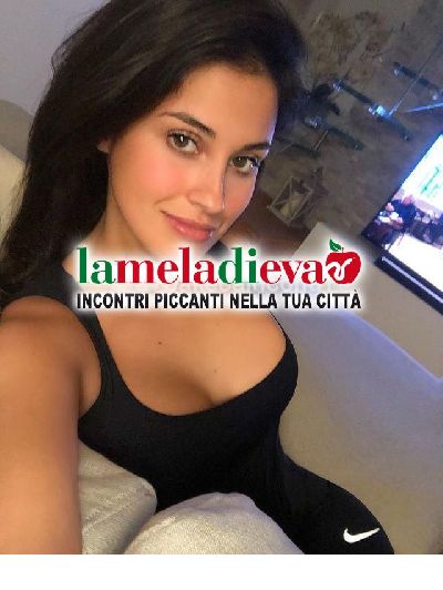 SARA PRIMA VOLTA SONO COMPLETISSIMA FACC...