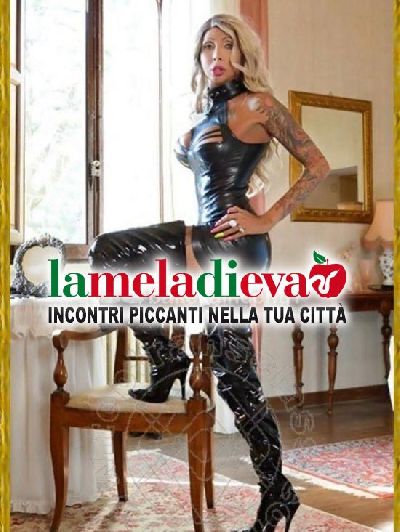 MONICA KICELLY TOP TRANS LA REGINA DELLA...