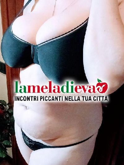 Milf italiana ospitale solo sabato 16 no...